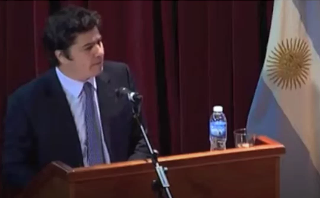 Roberto Durrieu en Mesa debate: “Prevención de lavado de activos provenientes del narcotráfico»